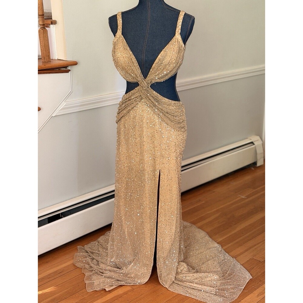 Sherri Hill Size 8 Champagne Beaded Sequin Cut Out Formal Prom Pageant Gown